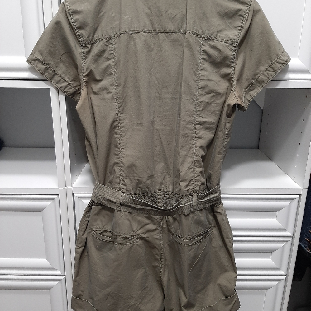Romper - Picture 2 of 6